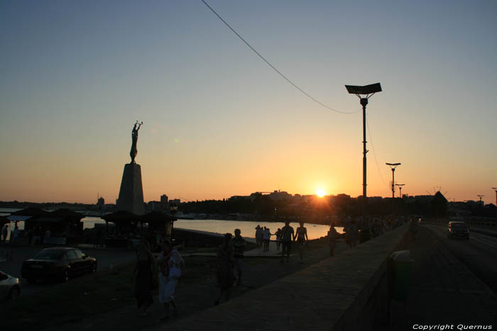 Standbeeld Nessebar / Bulgarije 