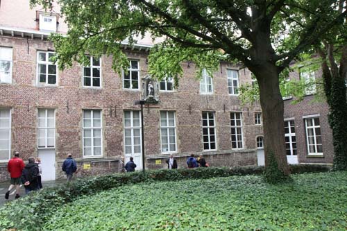 Old Hospital GERAARDSBERGEN / BELGIUM 