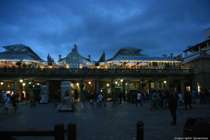 Piazza en Centrale Markt van Covent Garden LONDEN / Engeland 