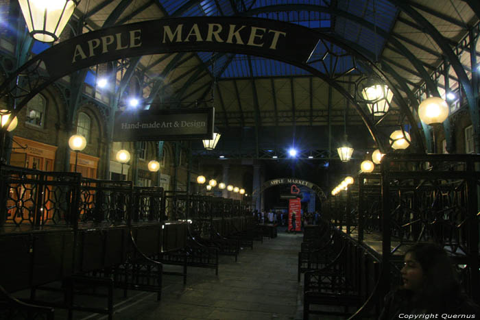 Piazza en Centrale Markt van Covent Garden LONDEN / Engeland 