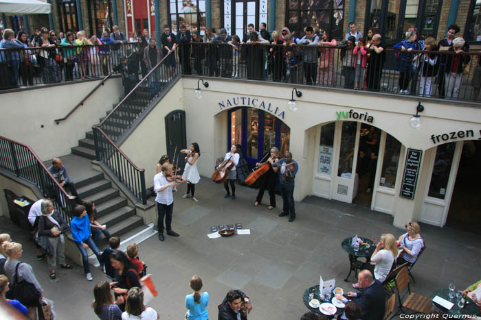 Piazza en Centrale Markt van Covent Garden LONDEN / Engeland 