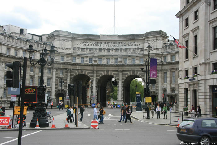 Admirality Arch LONDON / United Kingdom 