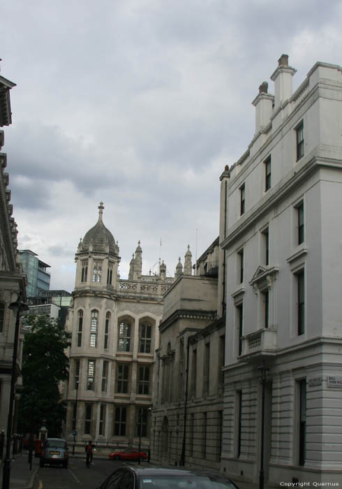 King's College LONDON / United Kingdom 