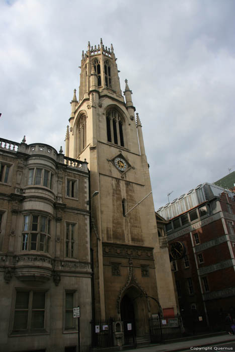 glise Saint Duncan dans le Oest LONDRES / Angleterre 