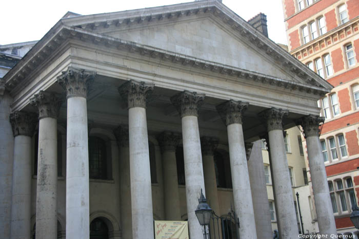 Sint George's Bloomsburykerk LONDEN / Engeland 