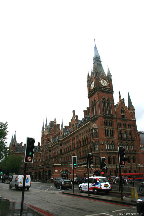 Gare Saint Pancras LONDRES / Angleterre 