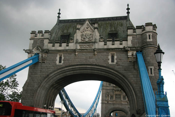 Londres Pont des Tours LONDRES / Angleterre 