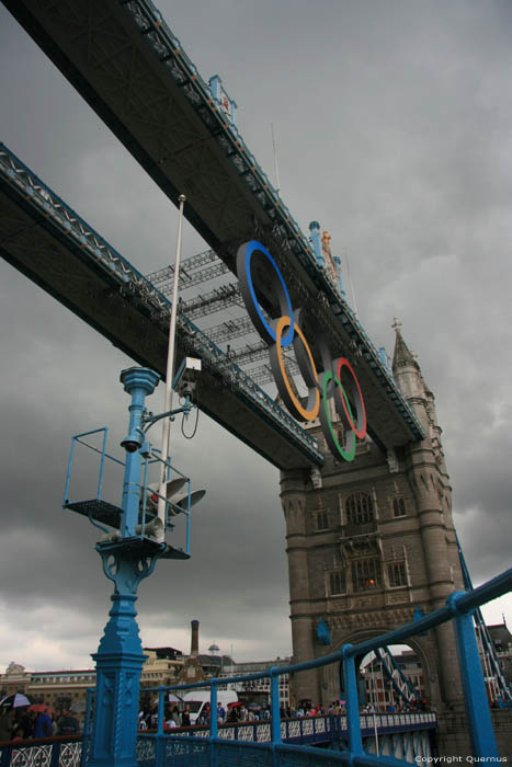 Londres Pont des Tours LONDRES / Angleterre 