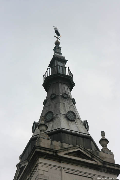 Saint Augustine Watling churchtower LONDON / United Kingdom 