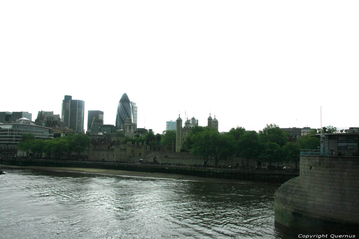 Zicht over Thames LONDEN / Engeland 