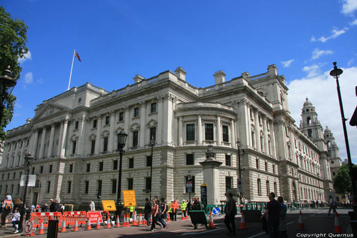 Her Majesty's Treasure LONDON / United Kingdom 
