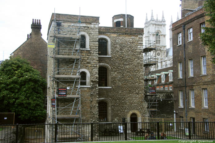 Westminster palace / Jewel Tower LONDON / United Kingdom 