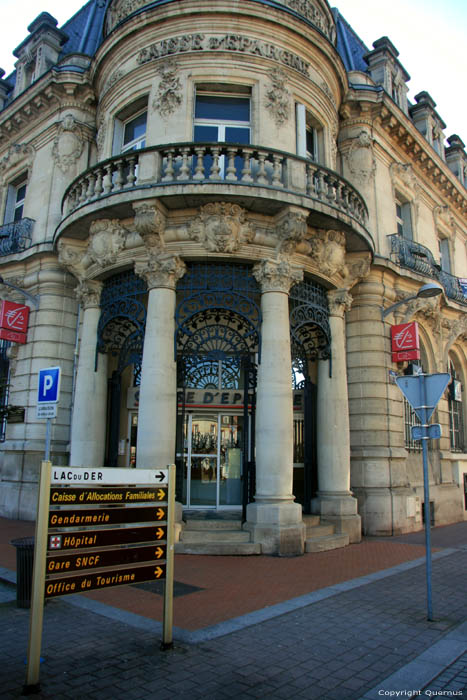 Caisse Epargne Vitry-Le-Franois / FRANCE 