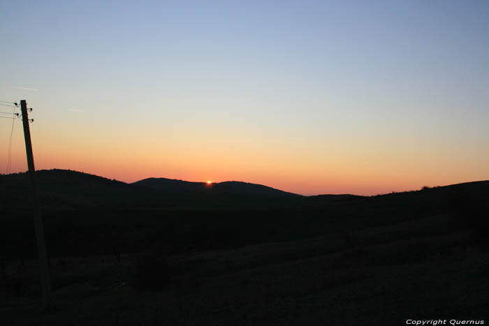 Coucher du soliel en hiver Izvorishte / Bulgarie 