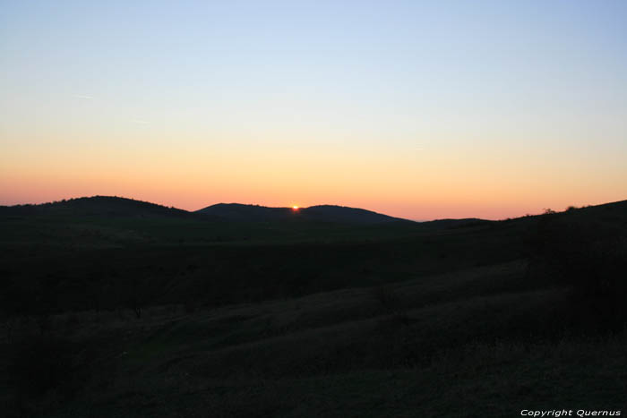 Coucher du soliel en hiver Izvorishte / Bulgarie 