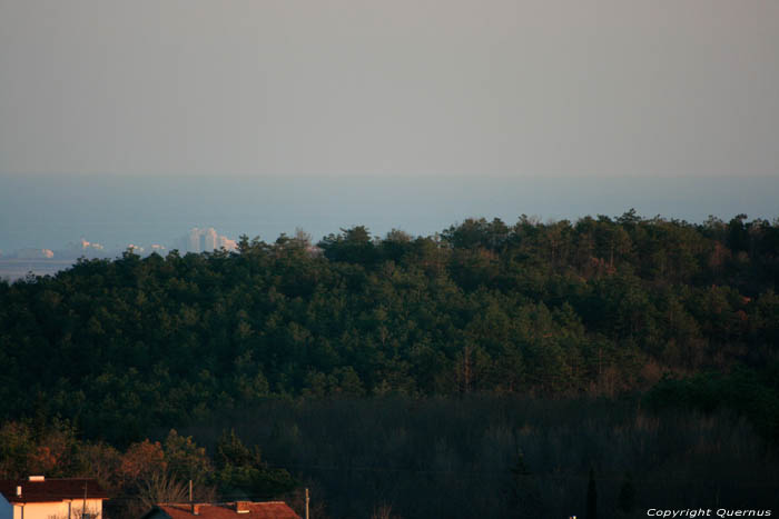 Uitzicht op Burgas, Baai van Burgas en Zwarte Zee Izvorishte / Bulgarije 