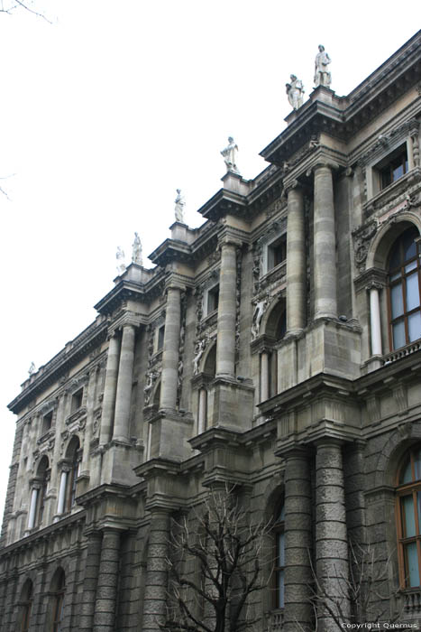 Peoples Theatre - Nature History Museum VIENNA / Austria 