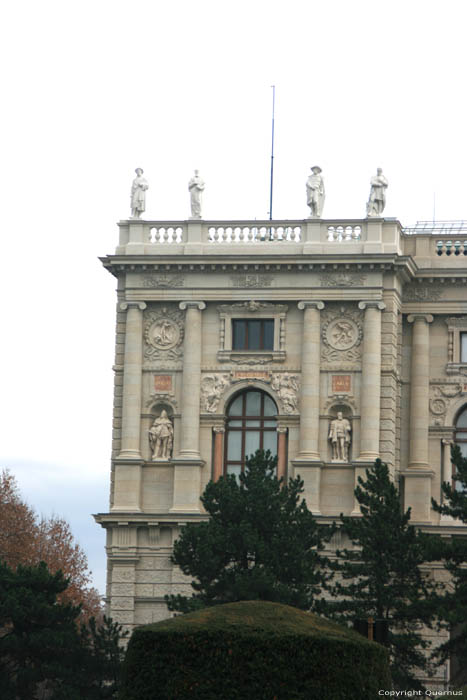 Peoples Theatre - Nature History Museum VIENNA / Austria 