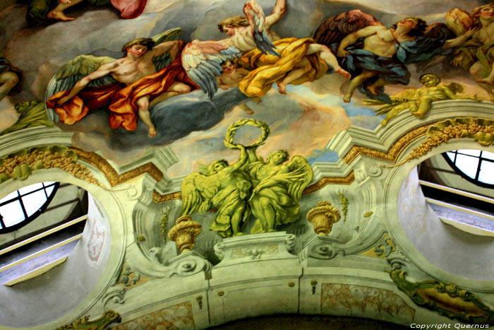 Chalres Church (Karlskirche) VIENNA / Austria 