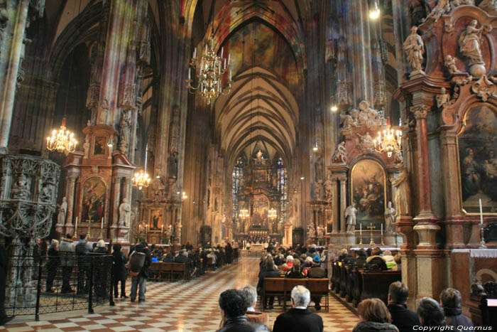 Stephan's Cathedral (Stephansdom) VIENNA / Austria 