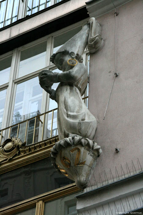 F.Hartinger - F.Welz statue VIENNA / Austria 