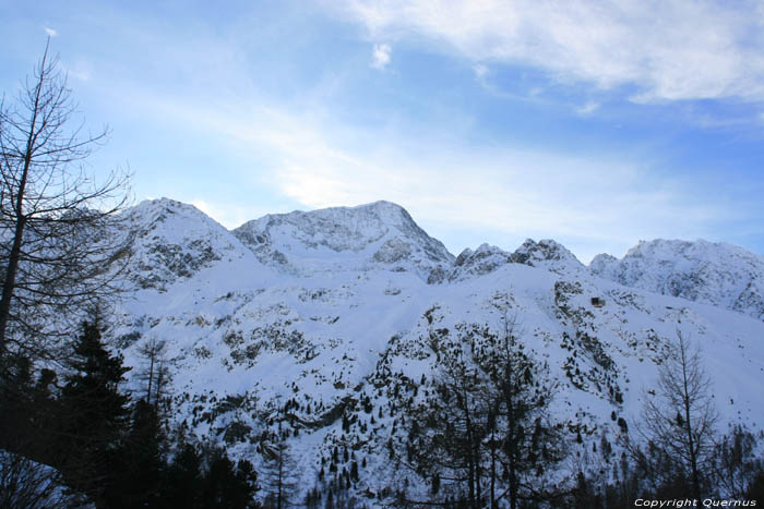 Pigne d'Arolla Arolla in Hrens / Switzerland 