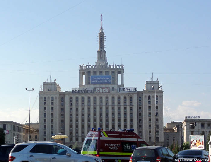 Building / Interpress Bucarest / Romania 