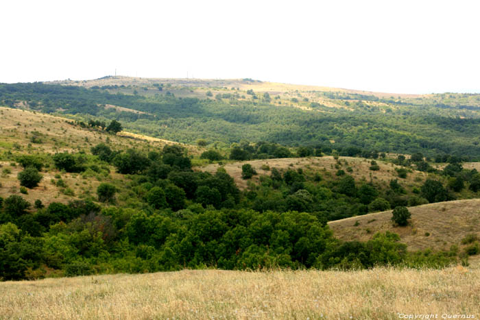 Zicht vanop heuveltop Izvorishte / Bulgarije 