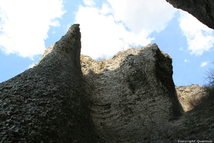 Chudnite Skali (Wonderful rocks) Asparuhovo in DUGLOPOL / Bulgaria 