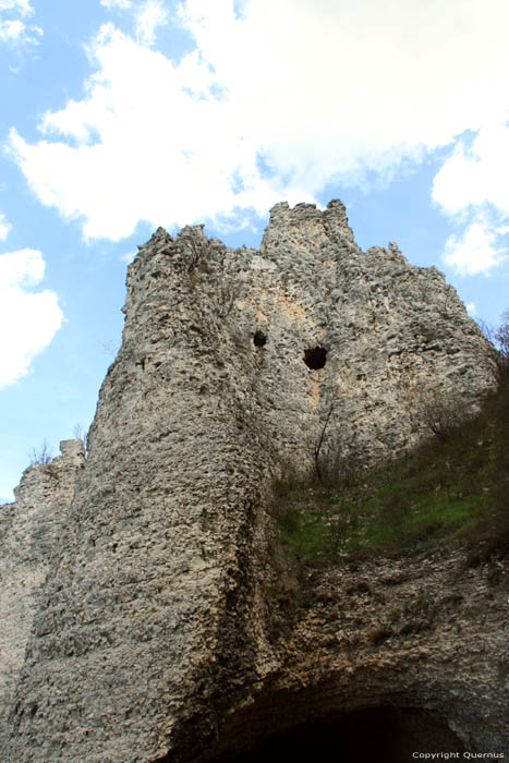 Chudnite Skali (Wonderful rocks) Asparuhovo in DUGLOPOL / Bulgaria 