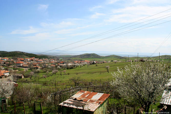 Uitzicht in de lente Izvorishte / Bulgarije 