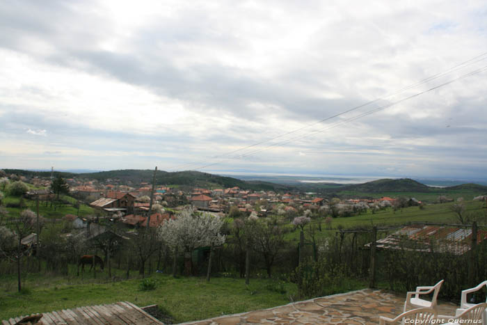 Uitzicht in de lente Izvorishte / Bulgarije 