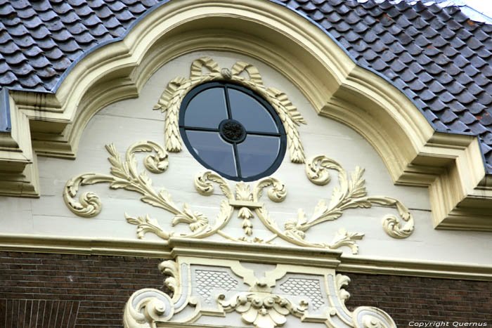 Claustraal huis/ Schlosser- Beeldsnijderhuis Utrecht / Nederland 