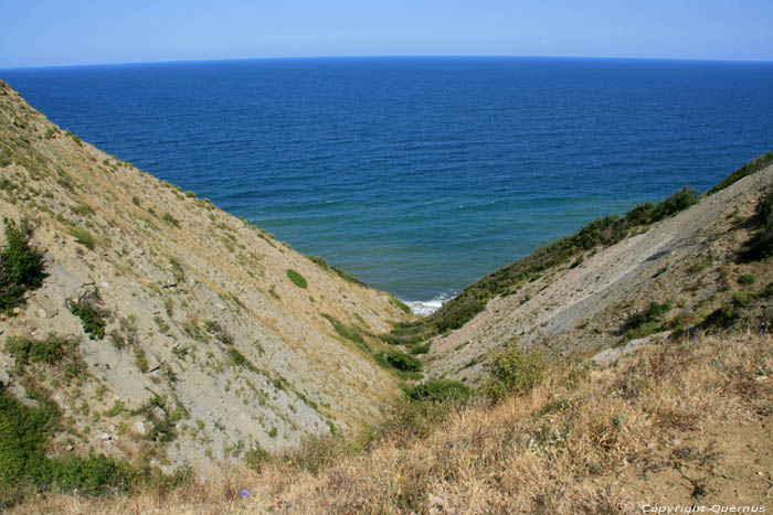 Small Valley Emona / Bulgaria 