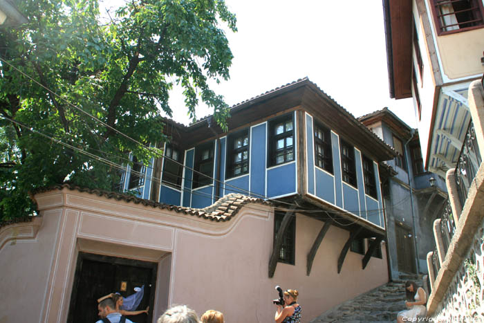 Gebouw met Blauw en Roze Plovdiv / Bulgarije 