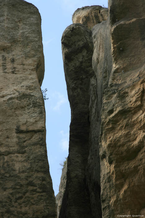 Frissure troite de Rochers Madara  MADARA / Bulgarie 