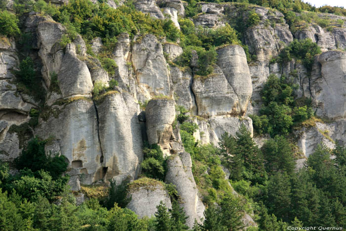 Oude gang in de Rotsen Madara in MADARA / Bulgarije 