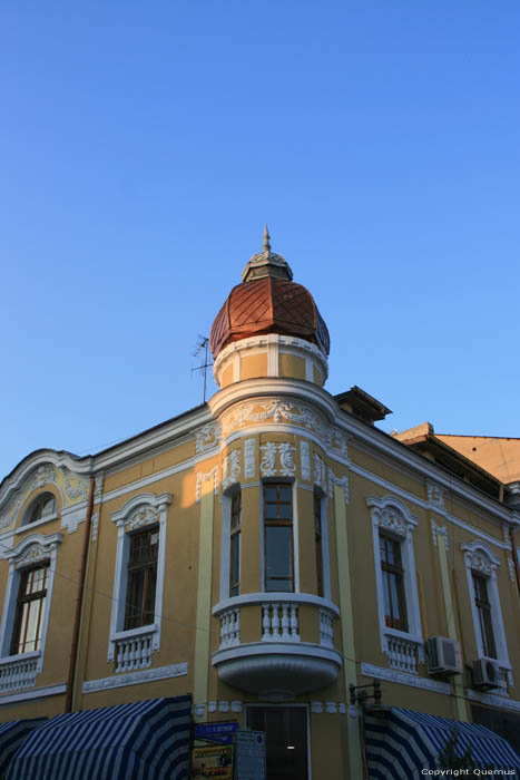Hoekgebouw Burgas / Bulgarije 
