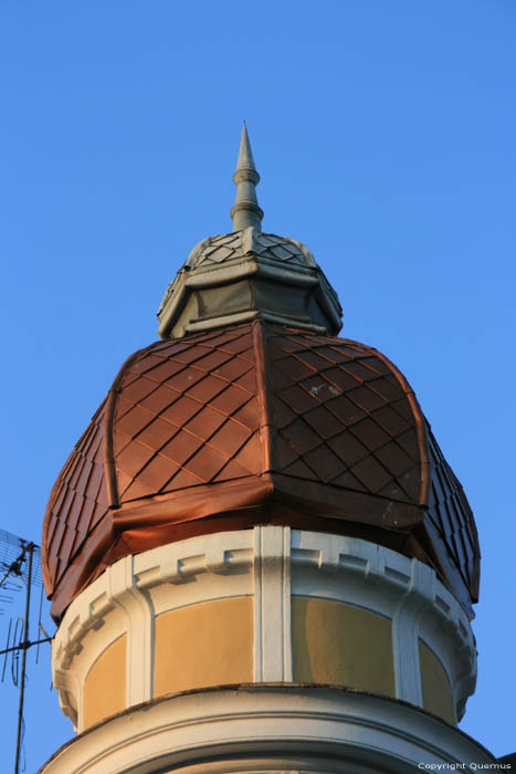 Hoekgebouw Burgas / Bulgarije 