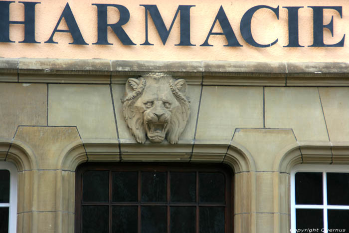 Apotheek van De Leeuw (Pharmacie du Lion) Echternach / Luxemburg 