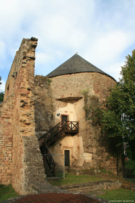 Chteau-fort de Pettange / Chteau Pittigero Mazini  Pettingen / Luxembourg 