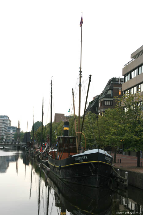 Zuiderstadsgracht Leeuwarden / Nederland 