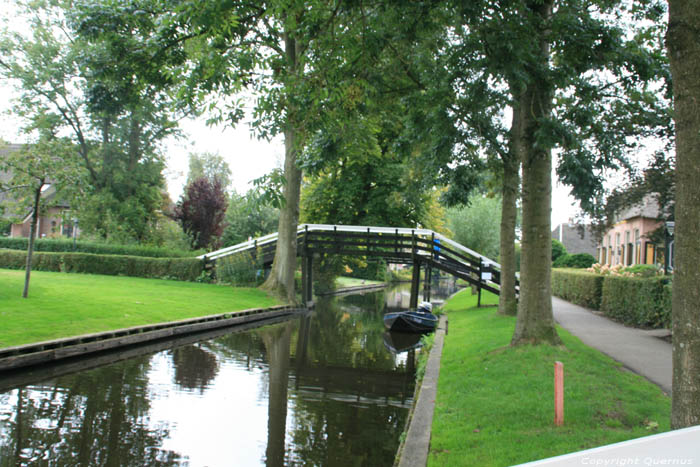 Town Canal Giethoorn in Steenwijkerland / Netherlands 