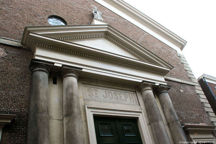 Sint-Josephkerk Zwolle in ZWOLLE / Nederland 