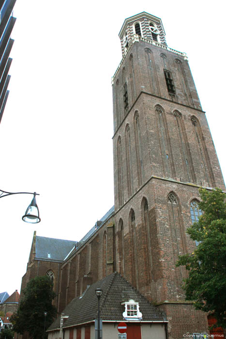 De Peperbus - Onze-Lieve-Vrouwebasiliek Zwolle in ZWOLLE / Nederland 