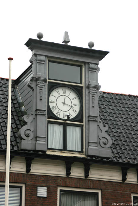 Gebouw met Klok Sneek / Nederland 