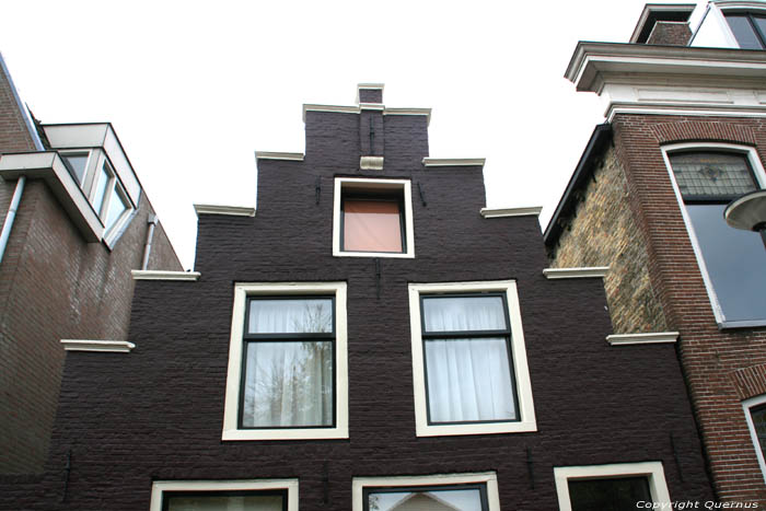 Huis met poortje uit 1630 Franeker / Nederland 