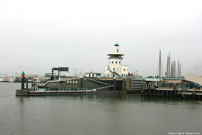 Havenmond Harlingen / Nederland 