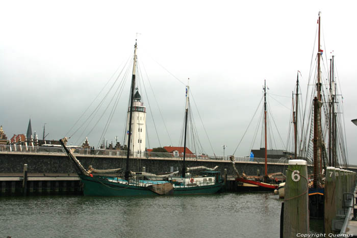 Schip Pelikaan Briltil N Harlingen / Nederland 