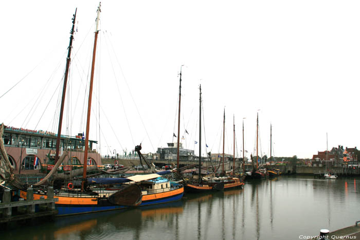 Oude Buitenhaven Harlingen / Nederland 
